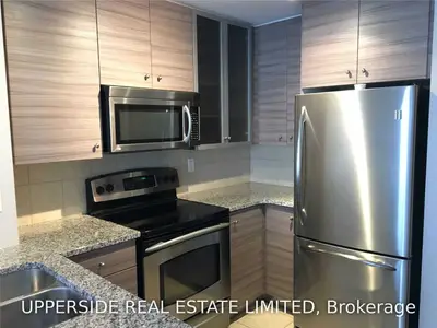 18 Yorkville Avenue 502, Toronto C02, ON M4W 3Y8