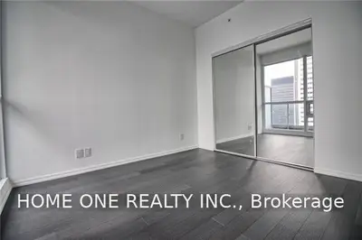 70 Temperance Street 3809, Toronto C01, ON M5H 0B1