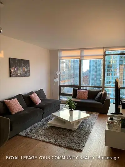 3 Navy Wharf Court 1706, Toronto C01, ON M5V 3V1