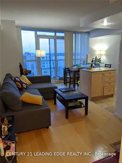 8 York Street 1708, Toronto C01, ON M5J 1R2