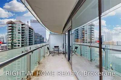12 York Street 2406, Toronto C01, On M5j 0a9