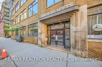 80 Sherbourne Street 206, Toronto C08, ON M5A 2R1