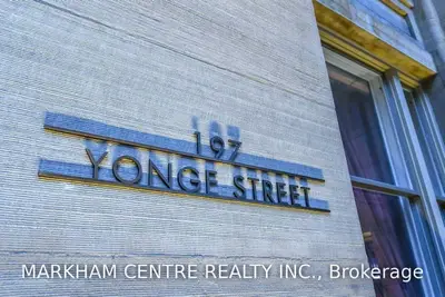 197 Yonge Street 2107, Toronto C08, ON M5B 1M4