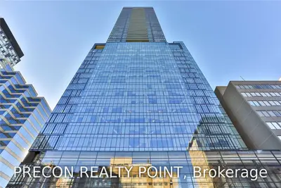 488 University Avenue 4815, Toronto C01, ON M5G 1V2