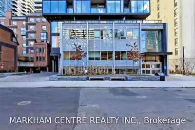 17 Dundonald Street 1105, Toronto C08, ON M4Y 1K3