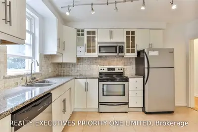 168 Bowood Avenue, Toronto C04, ON M4N 1Y6