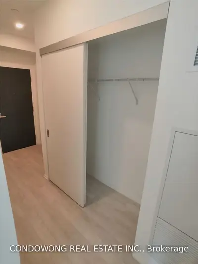 197 Yonge Street 4505, Toronto C08, ON M5B 0C1