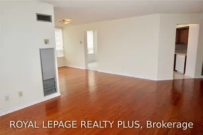 30 Greenfield Avenue 1714, Toronto C14, ON M2N 6N3