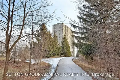 133 Torresdale Avenue 1104, Toronto C07, ON M2R 3T2