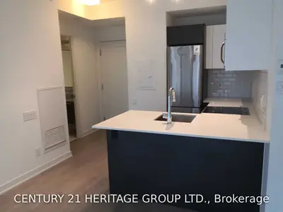 57 St Joseph Street 821, Toronto C01, ON M5S 0C5