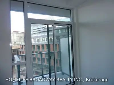 38 Iannuzzi Street #740, Toronto C01, ON M5V 0S2
