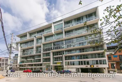 75 Portland Street 802, Toronto C01, On M5v 2m9