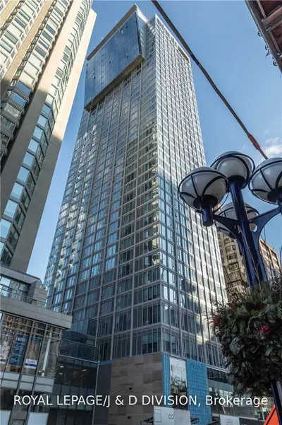 188 Cumberland Street 901, Toronto C02, ON M5R 0B6