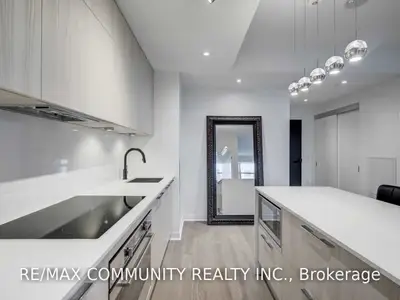501 Adelaide Street W 1002, Toronto C01, ON M5V 1T4