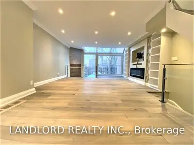390 Wellesley Street E 10, Toronto C08, ON M4X 1H6