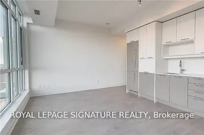 199 Richmond Street W 2401, Toronto C01, ON M5V 0H4
