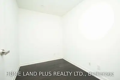 100 Harbour Street 6609, Toronto C01, ON M5J 0B5
