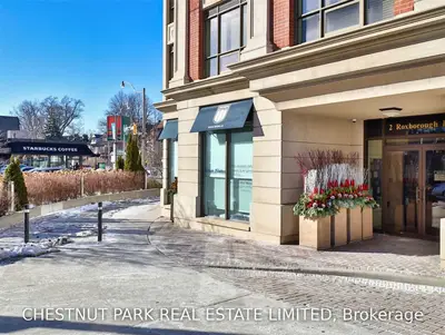2 Roxborough Street E 401, Toronto C09, ON M4W 3V7