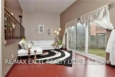 89 Song Meadoway Way, Toronto C15, ON M2H 2T9