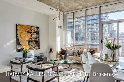 399 Adelaide Street W 512, Toronto C01, ON M5V 1S4