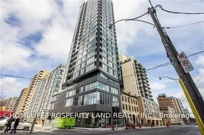 68 Shuter Street 1608, Toronto C08, ON M5B 1B4