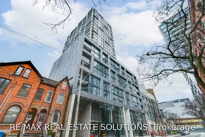 55 Ontario Street 906, Toronto C08, ON M5A 0T8