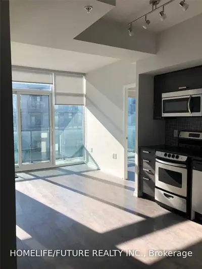 36 Lisgar Street Ph11W, Toronto C01, ON M6J 0C7