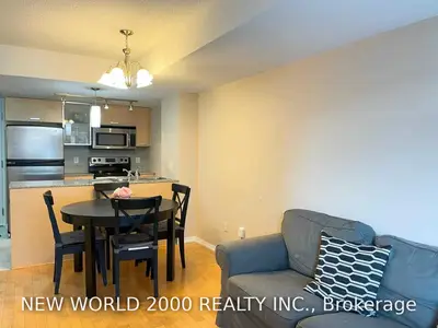 38 Grenville Street 704, Toronto C01, ON M4Y 1A5