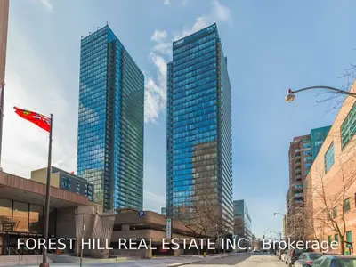 37 Grosvenor Street 1301, Toronto C01, ON M4Y 3G5
