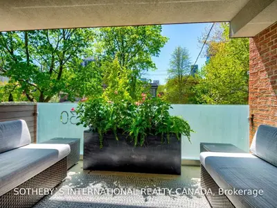 30 Sherwood Avenue, Toronto C10, ON M4P 2A7