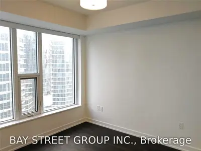 10 York Street 2106, Toronto C01, ON M5J 2Z2