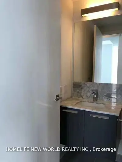28 Wellesley Street E 2602, Toronto C08, ON M4Y 1G3