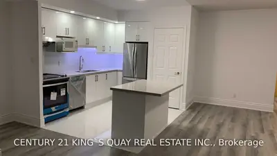 123 Eglinton Avenue 403, Toronto C10, On M4p 1j2