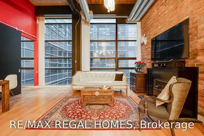 43 Hanna Avenue 336, Toronto C01, ON M6K 1X1