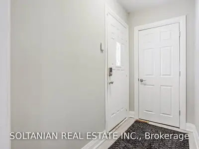 186 Finch Avenue E, Toronto C14, ON M2N 4R9