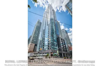 295 Adelaide Street W 2704, Toronto C01, On M5v 0l4