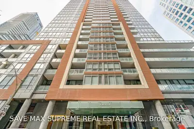 8 Mercer Street 912, Toronto C01, ON M5V 0C4