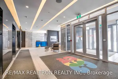 365 Church Street 809, Toronto C08, On M5b 1h6