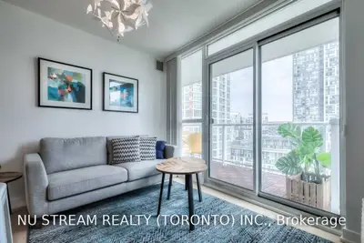 75 Queens Wharf Road #1701, Toronto C01, ON M5V 0J8