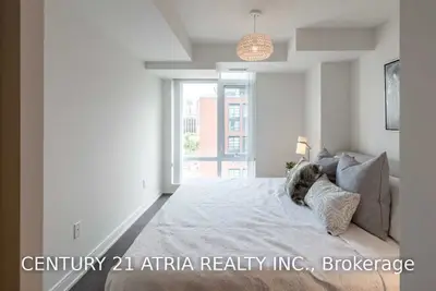 525 Adelaide Street W 1616, Toronto C01, ON M5V 1T6