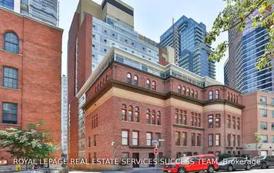 11 St Joseph Street 105, Toronto C01, ON M4Y 1J8