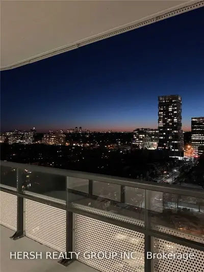 11 Lillian Street 1106, Toronto C10, ON M4S 2H7
