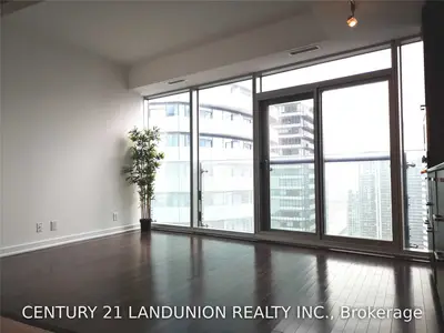 12 York Street 4301, Toronto C01, On M5j 0a9