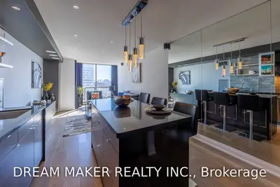95 Prince Arthur Avenue 705, Toronto C02, ON M5R 3P6