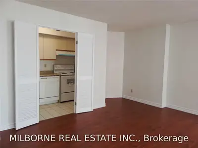 55 Centre Avenue 2107, Toronto C01, ON M5G 1R4