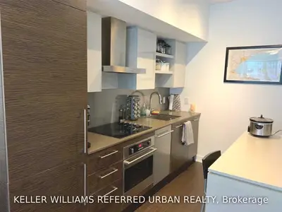 1030 King Street W 446, Toronto C01, ON M6K 3N3