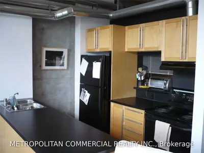 29 Camden Street 403, Toronto C01, ON M5V 1V2