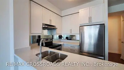 1121 Bay Street 1405, Toronto C01, ON M5S 3L9