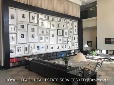 438 King Street W 906, Toronto C01, ON M5V 3T9