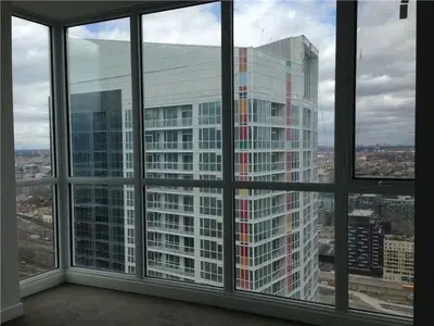 75 Queens Wharf Road 4315, Toronto C01, ON M5V 0J8